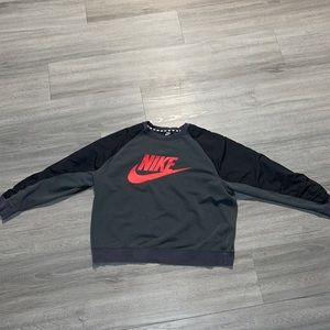 Nike Crewneck Sweatshirt